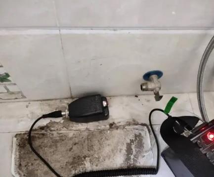 平塘屋顶漏水维修公司分享下卫生间漏水的危害及解决方法